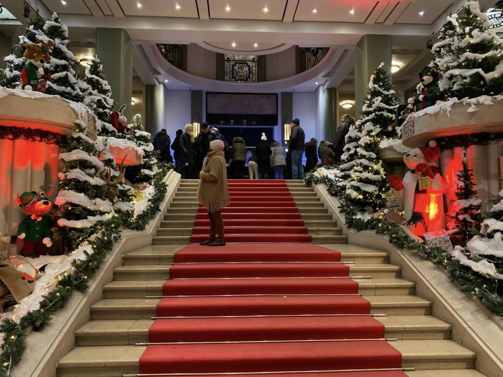 Automates de Noël - Décoration de Noël Mairies et Collectivités avec Automate- Décoration de Noël Mairie-Location de décors de Noël avec automates