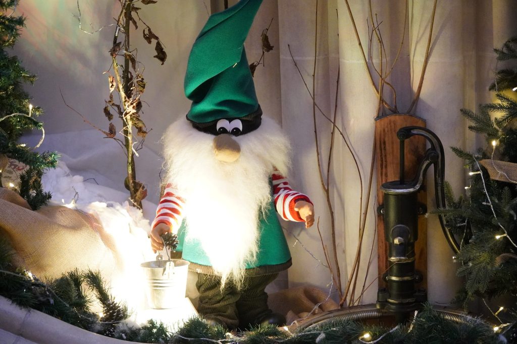 Automate de Noël Décoration de Noël avec Personnages Gnomes Automates Location d'automates de noël et de scènes décoratives avec automates