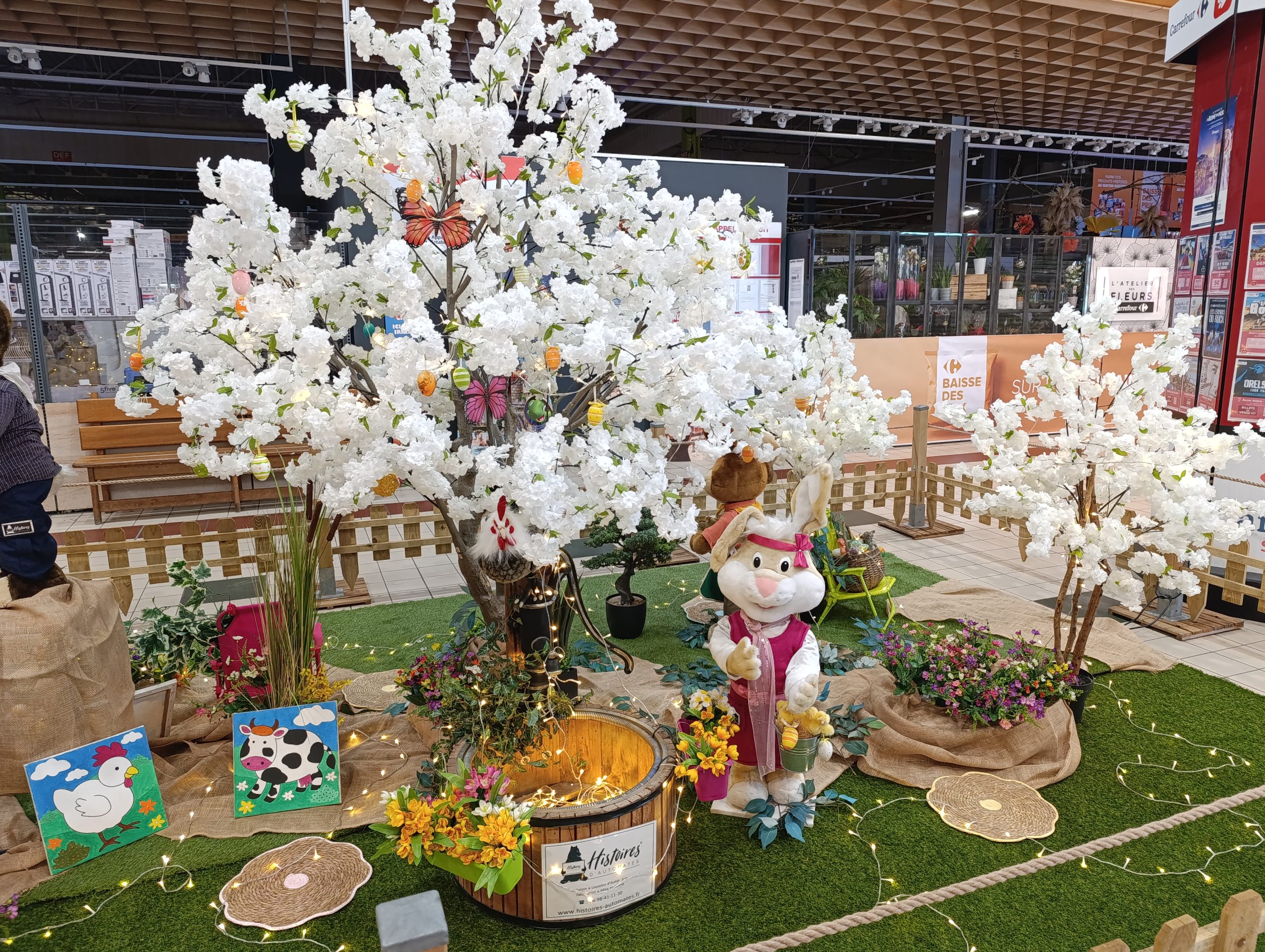 Location de décors de Pâques animés avec personnages et animaux automates. Location de Décors et Scènes Décoratives à thème avec Automates. Décors de Pâques avec lapins automates, lapins de pâques automates, animaux de la ferme automates